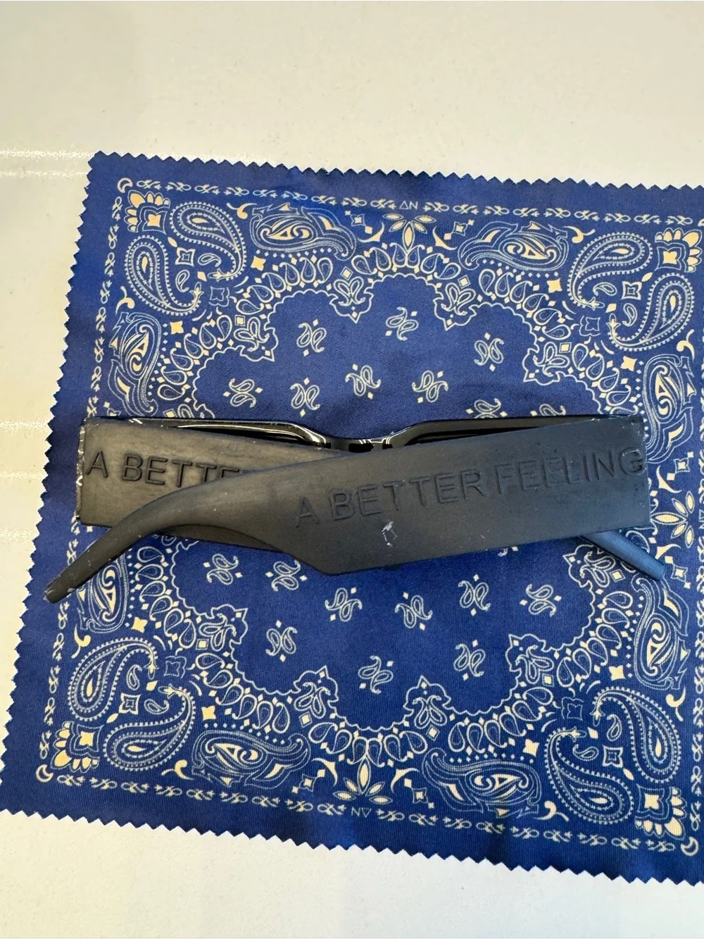 A BETTER FEELING Black Roscos Sunglasses